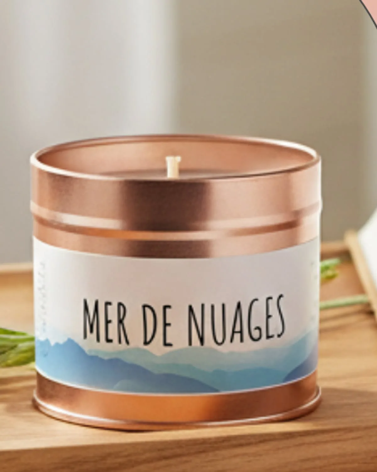 Quand la vallée s'efface sous une mer cotonneuse, et que reste le parfum du jasmin.